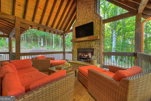 93 Trails End, Epworth, GA 30541