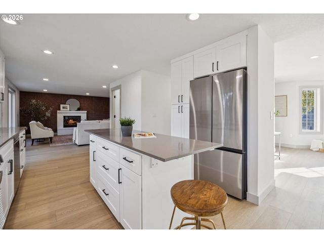 4012 Ne 140TH Ave, Vancouver, WA 98682