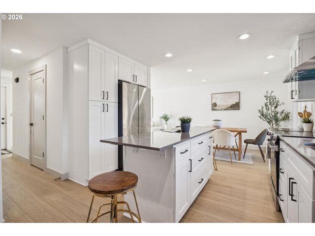 4012 Ne 140TH Ave, Vancouver, WA 98682