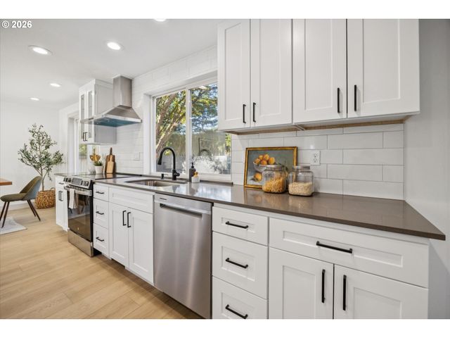 4012 Ne 140TH Ave, Vancouver, WA 98682