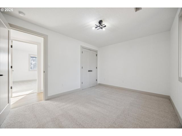 4012 Ne 140TH Ave, Vancouver, WA 98682