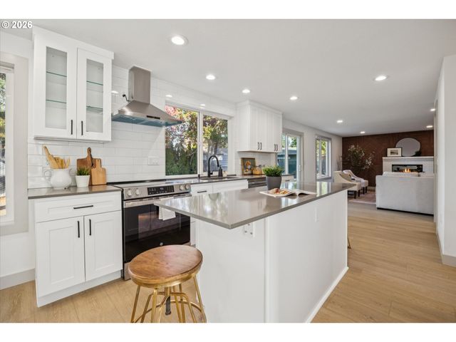 4012 Ne 140TH Ave, Vancouver, WA 98682