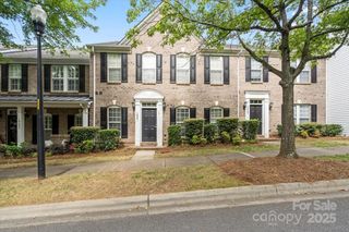 19241 Lake Norman Cove Drive, Cornelius, NC 28031