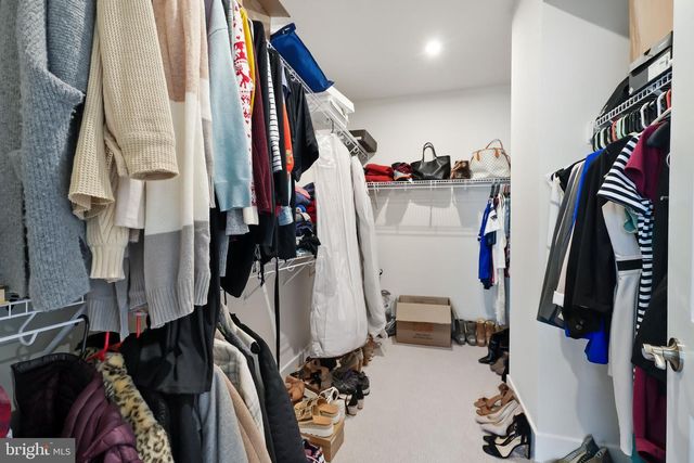 18150 MARSH PINE RD, Dumfries, VA 22026