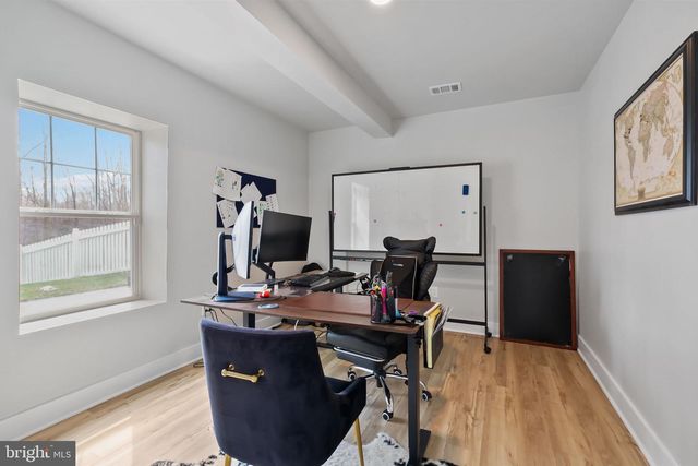 18150 MARSH PINE RD, Dumfries, VA 22026