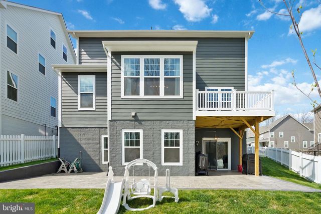 18150 MARSH PINE RD, Dumfries, VA 22026