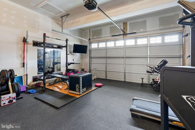 18150 MARSH PINE RD, Dumfries, VA 22026