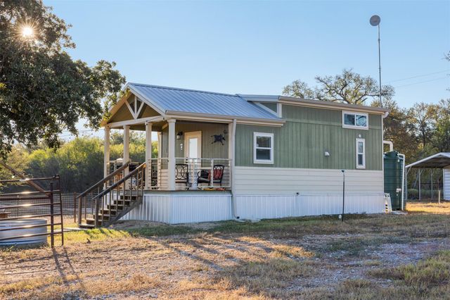 3270 Fm 671, Luling, TX 78648
