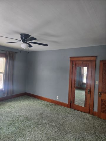 520 Mill Street, Toronto, IA 52777