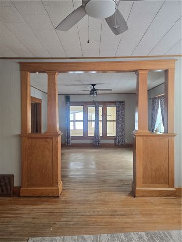 520 Mill Street, Toronto, IA 52777