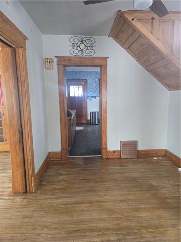 520 Mill Street, Toronto, IA 52777