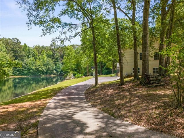 177 Norton Circle, Carrollton, GA 30117