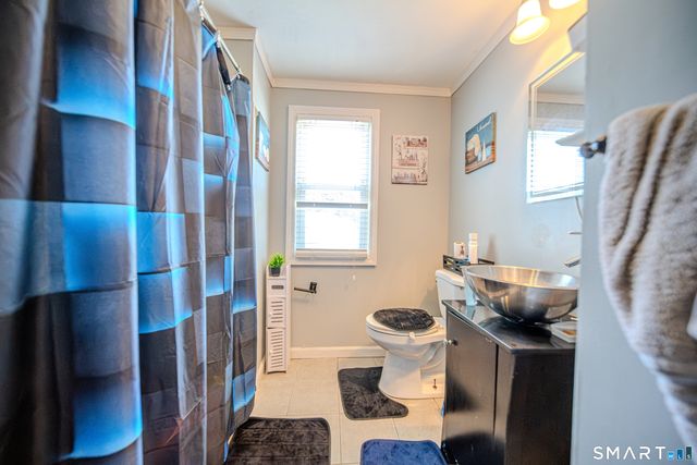 869 Washington Ave Extension, Waterbury, CT 06708