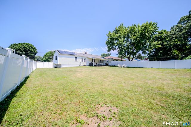 869 Washington Ave Extension, Waterbury, CT 06708