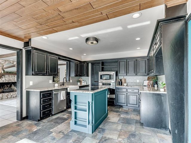 2208 Amber Road, Oklahoma City, OK 73170