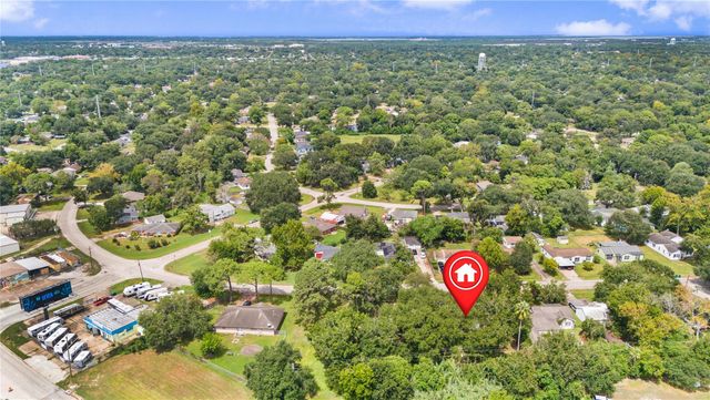 2803 S Houston Drive, La Marque, TX 77568