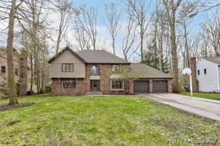 238 Foxdown Road, Park Twp, MI 49424
