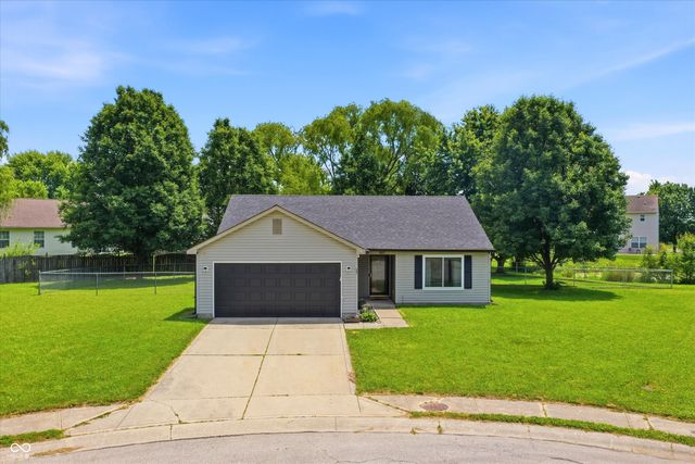 4027 Fairoaks Court, Franklin, IN 46131