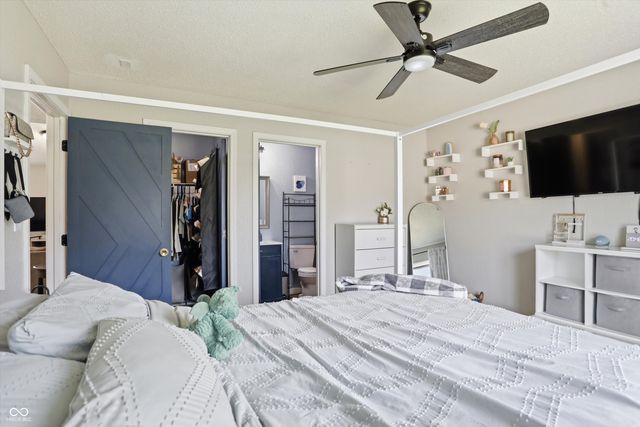 4027 Fairoaks Court, Franklin, IN 46131