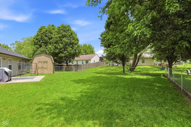 4027 Fairoaks Court, Franklin, IN 46131