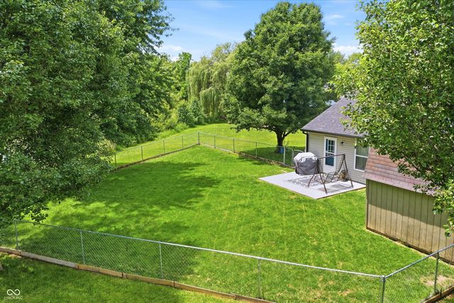 4027 Fairoaks Court, Franklin, IN 46131