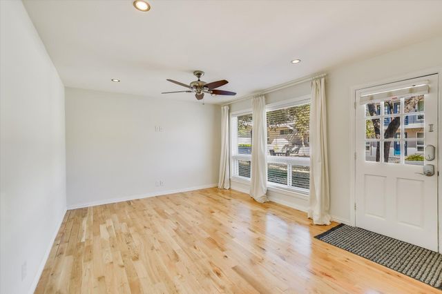 1210 Windsor RD 123, Austin, TX 78703