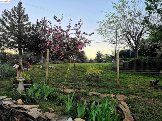 20870 Lynn Ln, Sonora, CA 95370