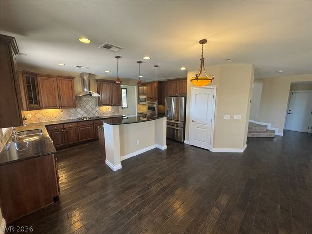 10088 Keifer Valley Street, Las Vegas, NV 89178