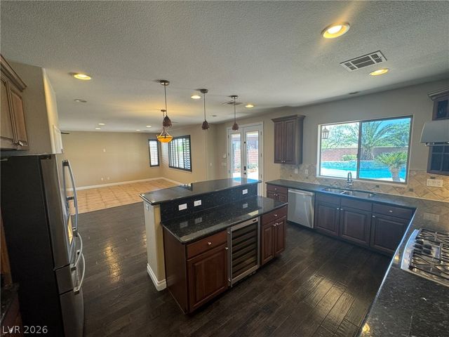 10088 Keifer Valley Street, Las Vegas, NV 89178
