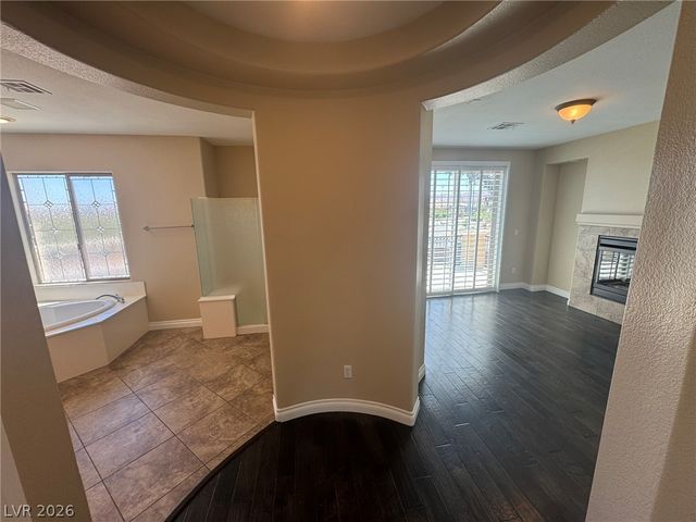 10088 Keifer Valley Street, Las Vegas, NV 89178