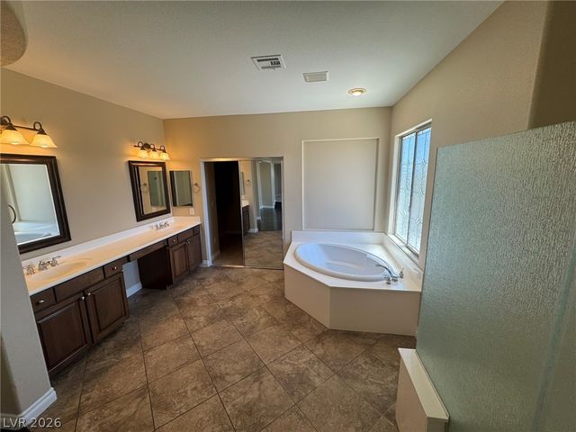 10088 Keifer Valley Street, Las Vegas, NV 89178