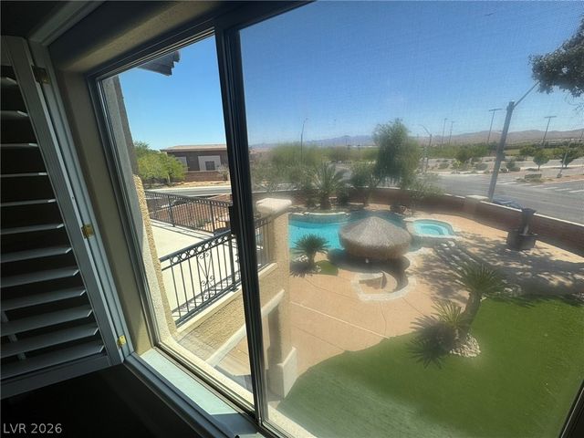 10088 Keifer Valley Street, Las Vegas, NV 89178