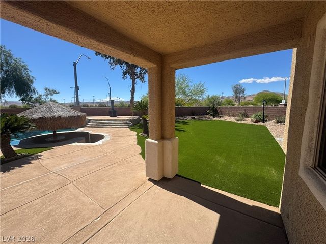 10088 Keifer Valley Street, Las Vegas, NV 89178