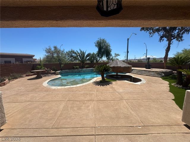 10088 Keifer Valley Street, Las Vegas, NV 89178