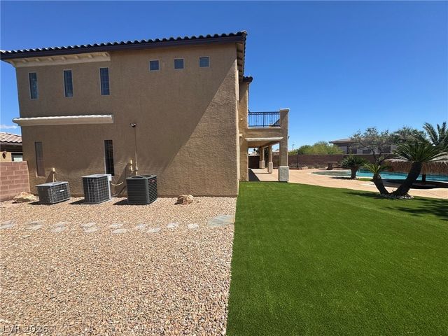 10088 Keifer Valley Street, Las Vegas, NV 89178