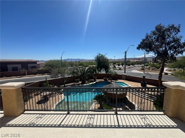 10088 Keifer Valley Street, Las Vegas, NV 89178