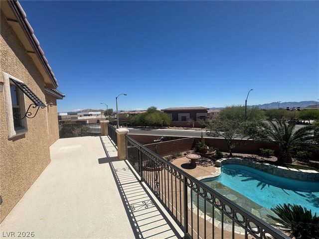 10088 Keifer Valley Street, Las Vegas, NV 89178