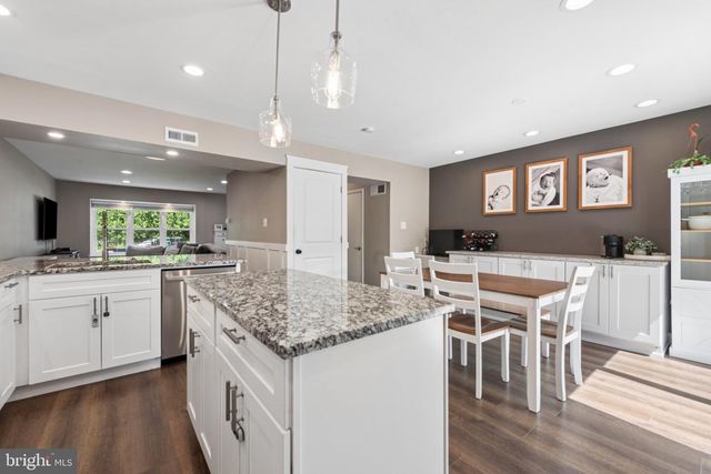 2140 ASH LN, Lafayette Hill, PA 19444