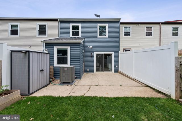 2140 ASH LN, Lafayette Hill, PA 19444