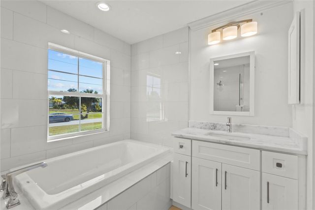 2483 HERRON TERRACE, Port Charlotte, FL 33981