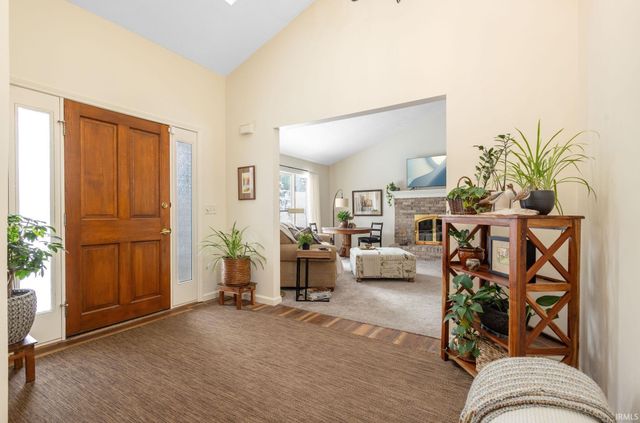 51151 Huntington Lane, Granger, IN 46530