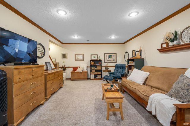 51151 Huntington Lane, Granger, IN 46530