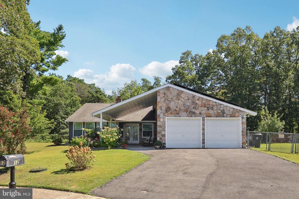 12 PITTMAN PL, Sicklerville, NJ 08081