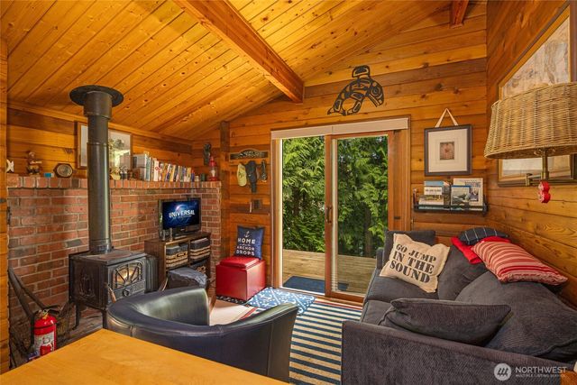 142 Hideaway Lane, Stuart Island, WA 98250