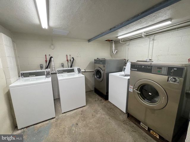 502 WASHINGTON ST #6B, Shoemakersville, PA 19555