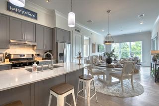 1180 Canton Street 2E, Roswell, GA 30075