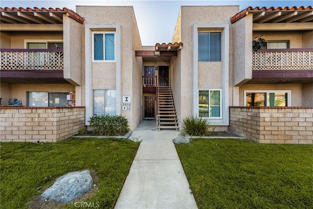 700 W La Veta I11, Orange, CA 92868