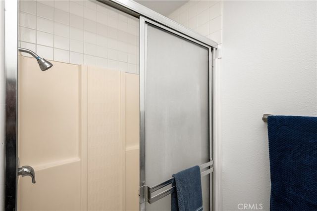700 W La Veta I11, Orange, CA 92868