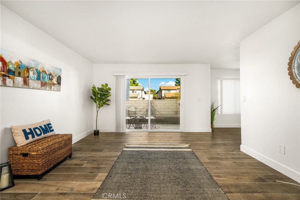 700 W La Veta I11, Orange, CA 92868 — photo 5