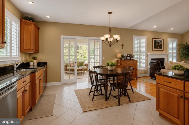 645 MARTIN DR, Avondale, PA 19311
